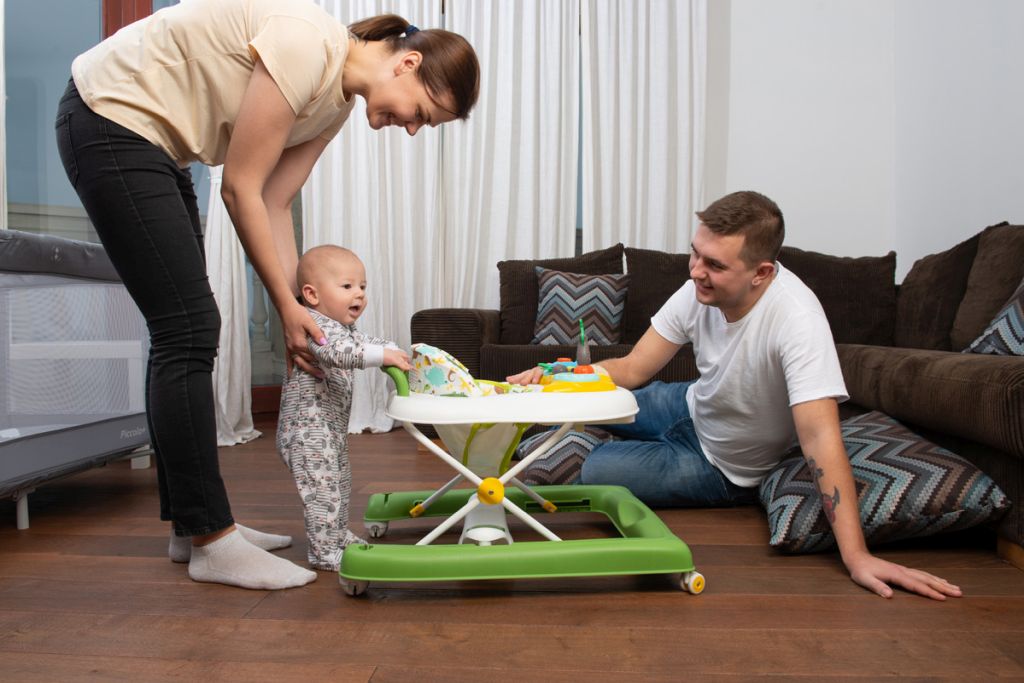 Adulti, si rimprovera, o come aiutare il bambino a diventare intelligente giocando 2