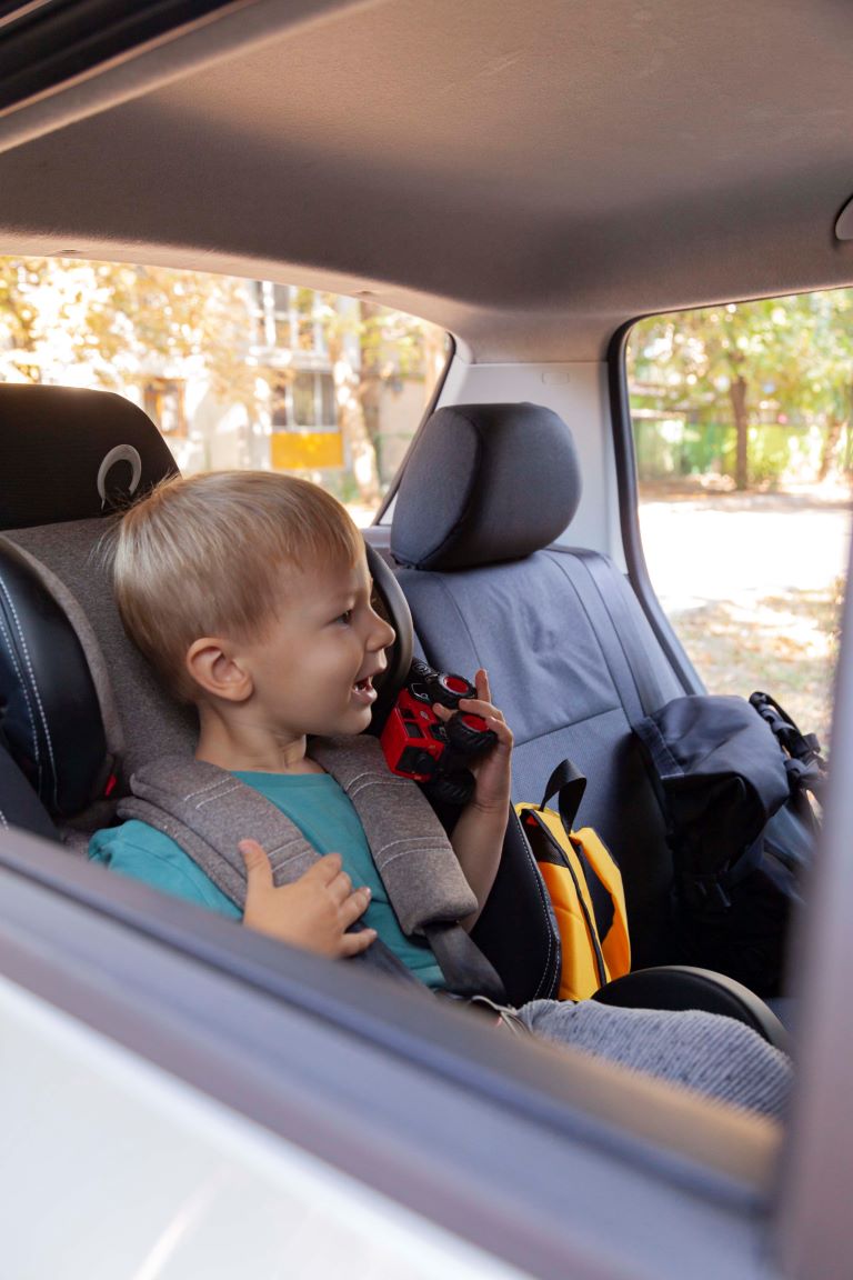 Viaggio nello spazio da Carrello, o come il bambino ha fatto amicizia con il seggiolino auto 1